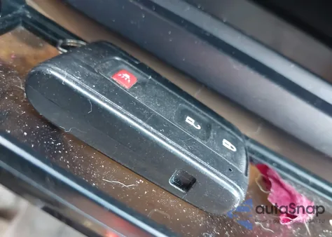 2005 Toyota Prius from USA, damaged, VIN JTDKB20U953037782